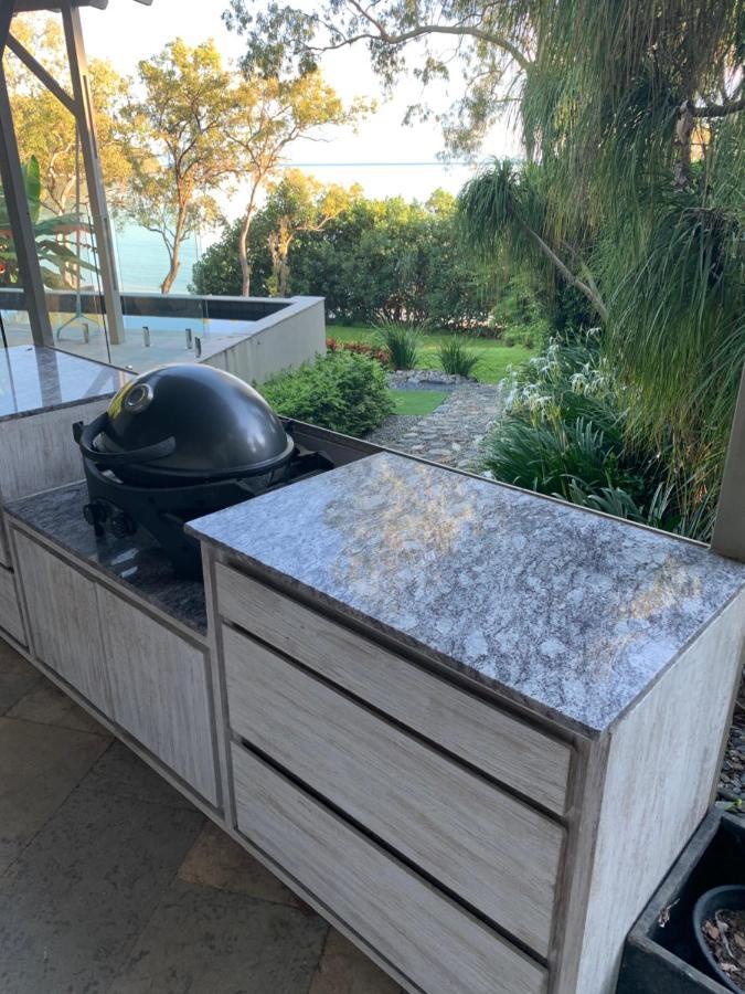 Beachfront Dolphin Cabin Oak Beach Buitenkant foto